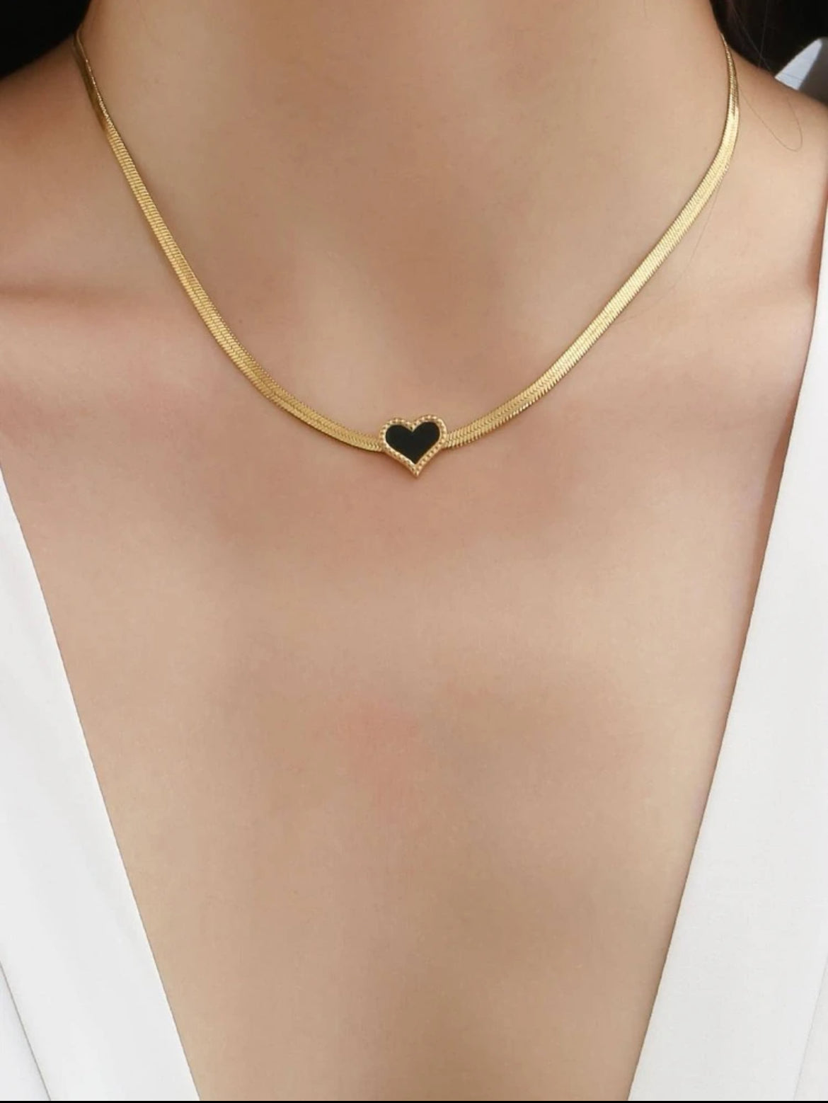 Black heart herringbone necklace